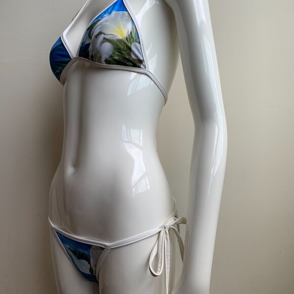 Aaron Chang blue reversible plumeria bikini triangle top tie side - Picture 5 of 12